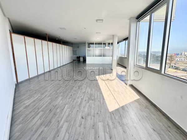 Bureau de 192 m² à vendre – Une opportunité d'investissement à saisir