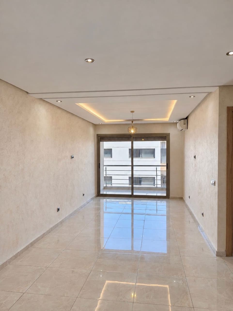 Wohnung 99 m² zur Miete in Bouskoura Bouskoura