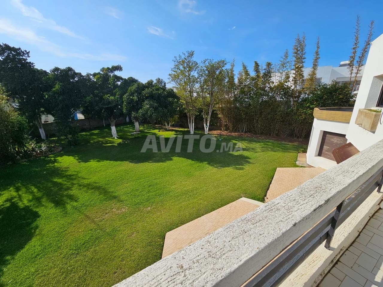 Prachtige villa met grote tuin te huur – Souissi