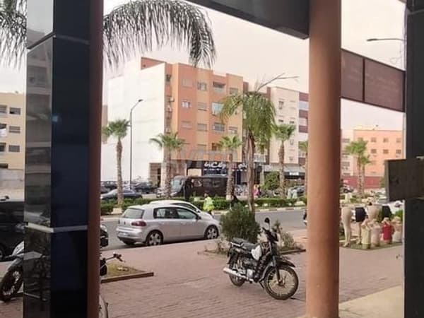 Locale commerciale in vendita hay Charaf