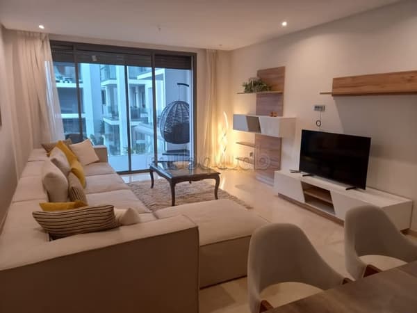 Eagle Hills Appartement meublé avec deux terrasses