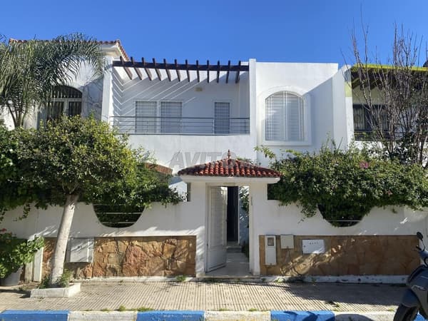 Villa à vendre 200 m2 Tanger région Achakar