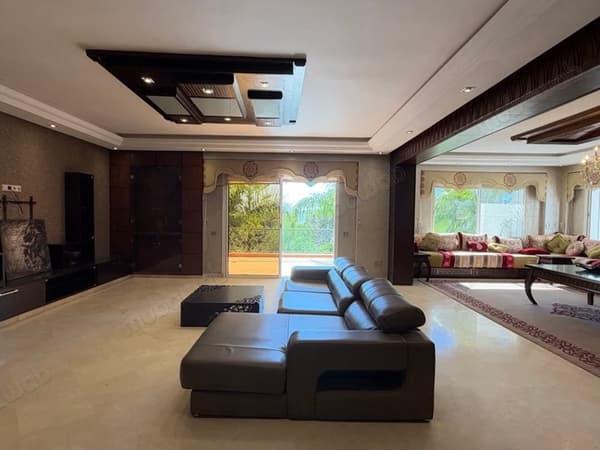 BOUBANA: Magnifique appartement spacieux avec piscine