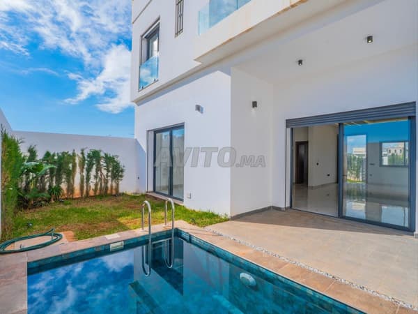 Villa 4 Zimmer 356 m² ab 3,6 Mio. Bouskoura MZ-813627