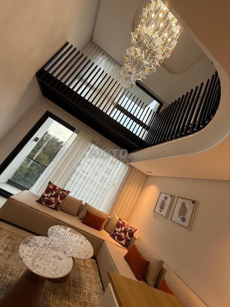 Duplex de luxe meublé sur quartier palmier