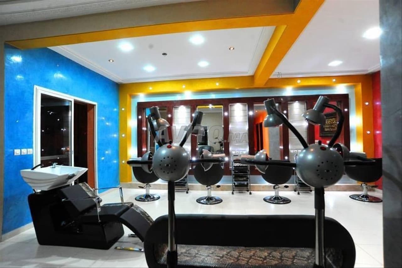 Salone di bellezza e SPA in cessione a Hamria Meknès 126 m²