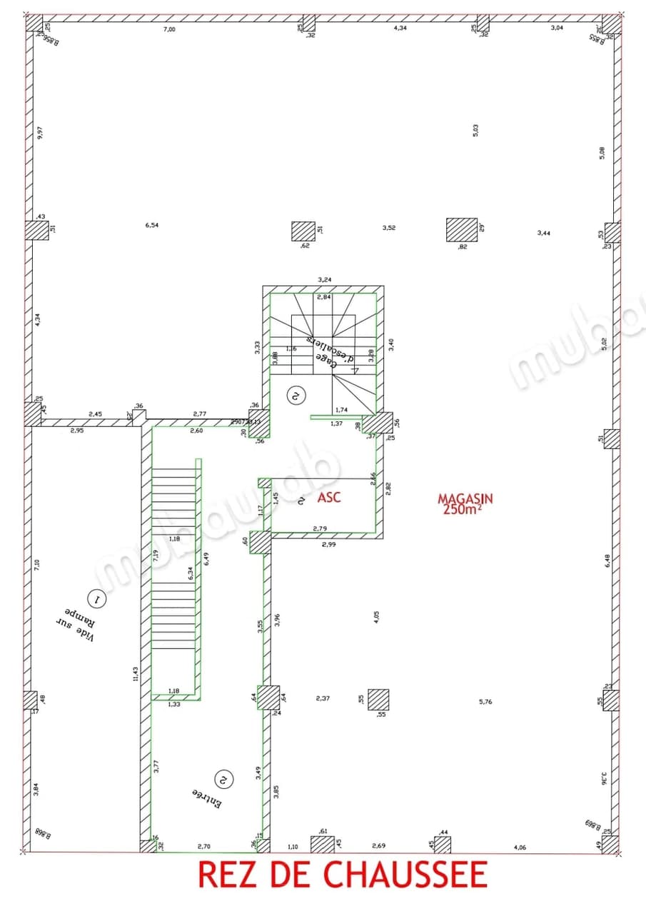 Local commercial Brut de 374 m² Hay Hassani