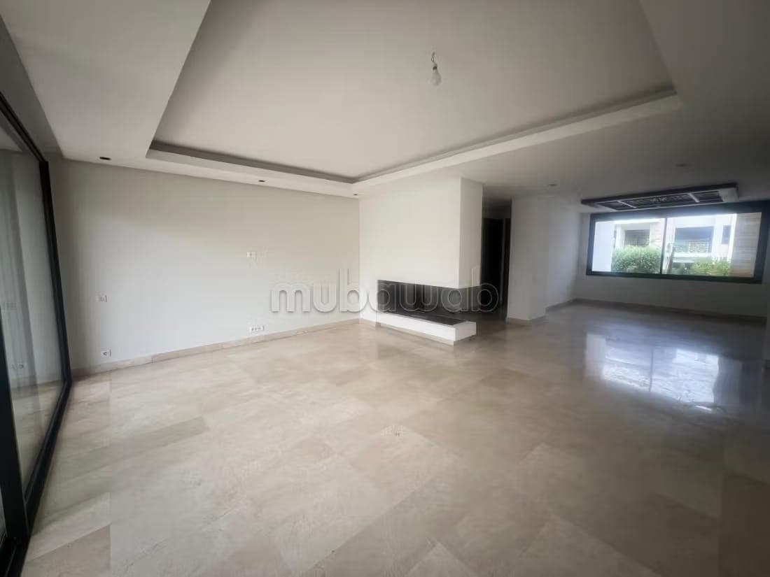 Gelijkvloerse tuinwoning te huur in Bouskoura