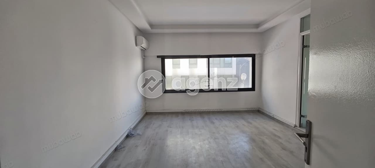 Bureau à vendre 117 m² Racine Casablanca
