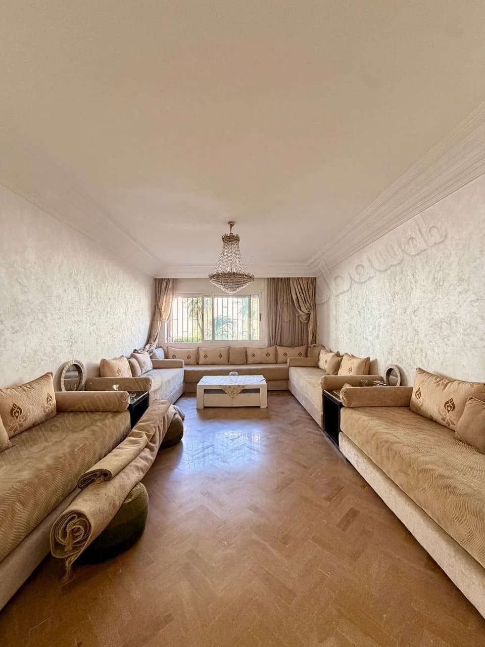 Apartment with terrace in the heart of Gauthier