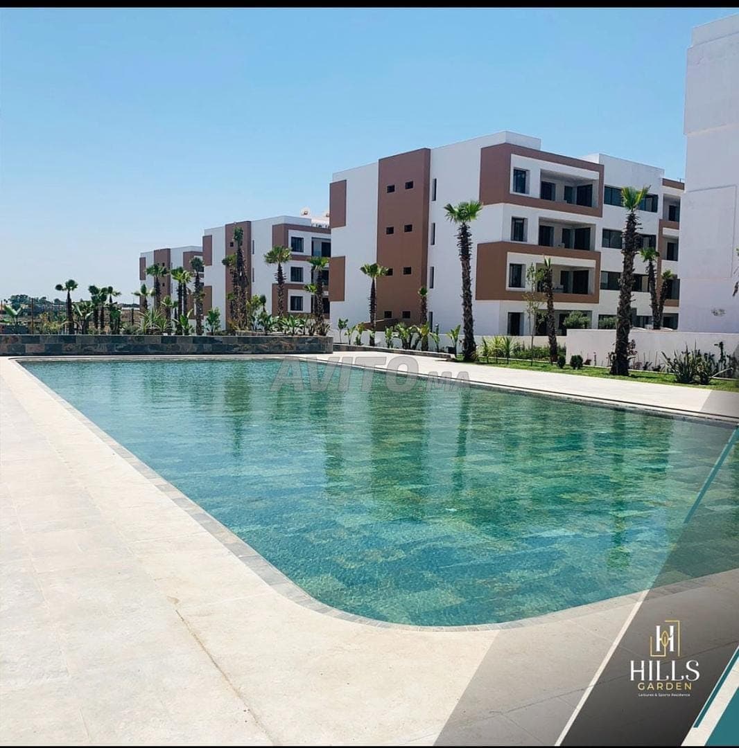 Magnificent Brand-New 250 m² Garden-Level Apartment in Almaz