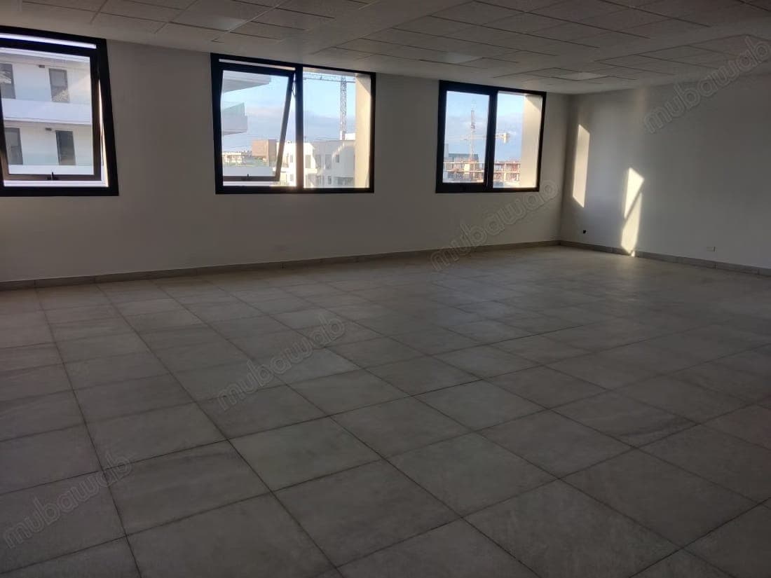 Bureaux à louer à Casablanca Finance City. Surface de 75 m². Climatisation