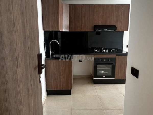 Studio neuf jamais habité à louer