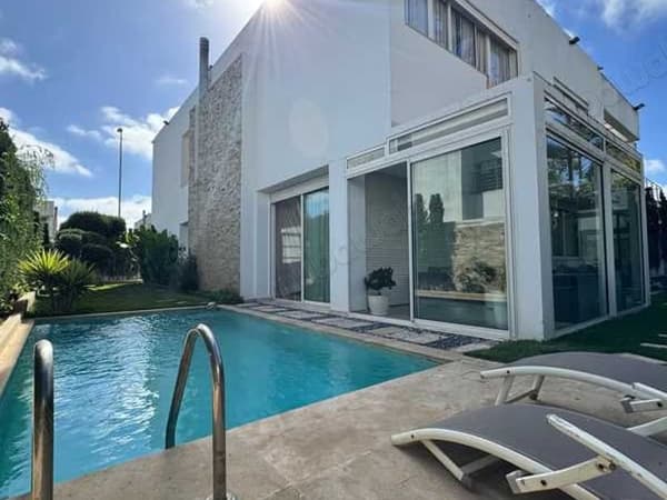 Villa à Vendre de 378.0 m² à Dar Bouazza, Tamaris2