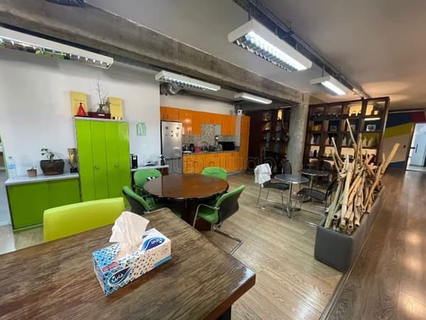 Plateau de Bureau à louer sur GAUTHIER