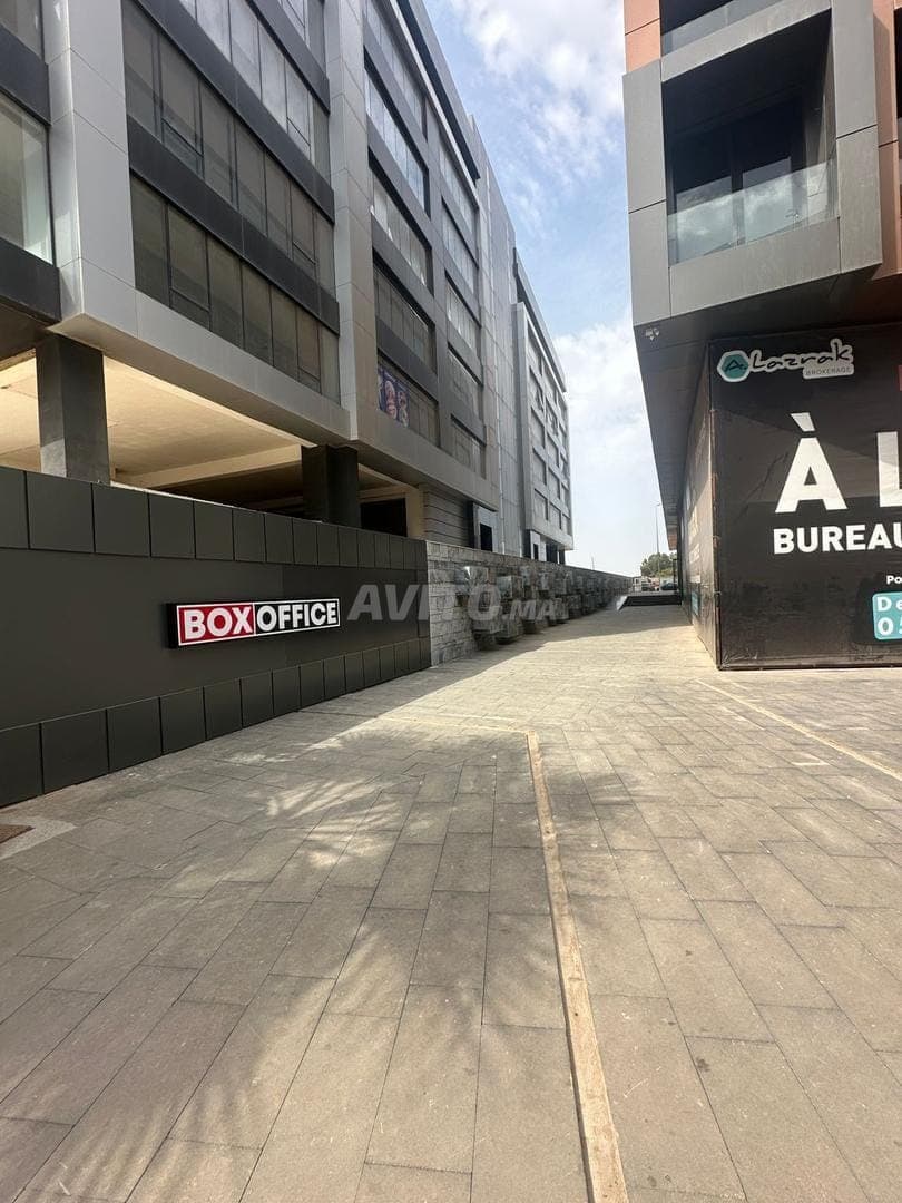 Büroetage zu vermieten, 250 m² - Florida