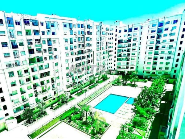 High-end apartment in Islane