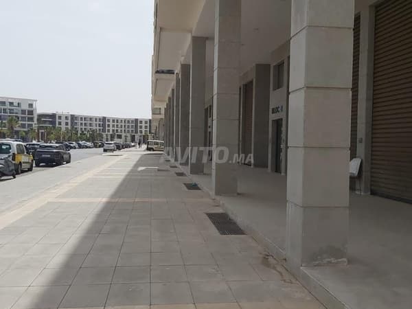 Commercial premises for sale Founty