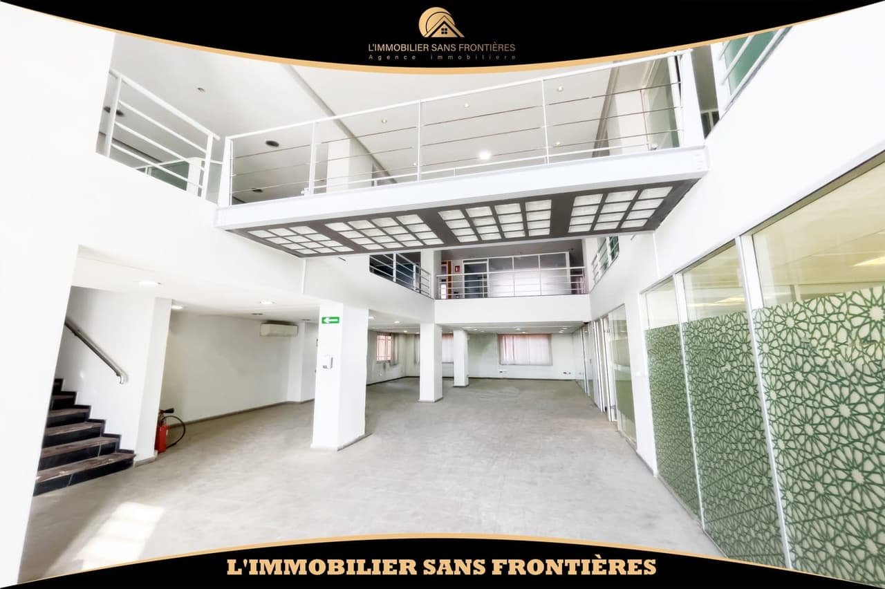 Immeuble à louer à Guéliz, 378 m², Marrakech