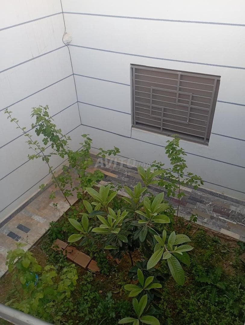 Appartamento di lusso in affitto in una villa a El Menzah vicino ad Attakadou