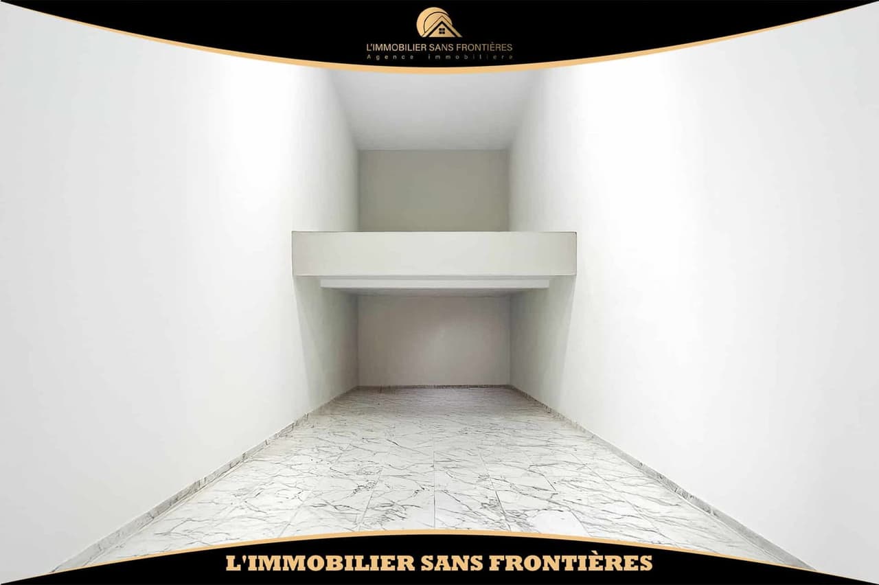 Local à louer à Targa, 92 m², Marrakech