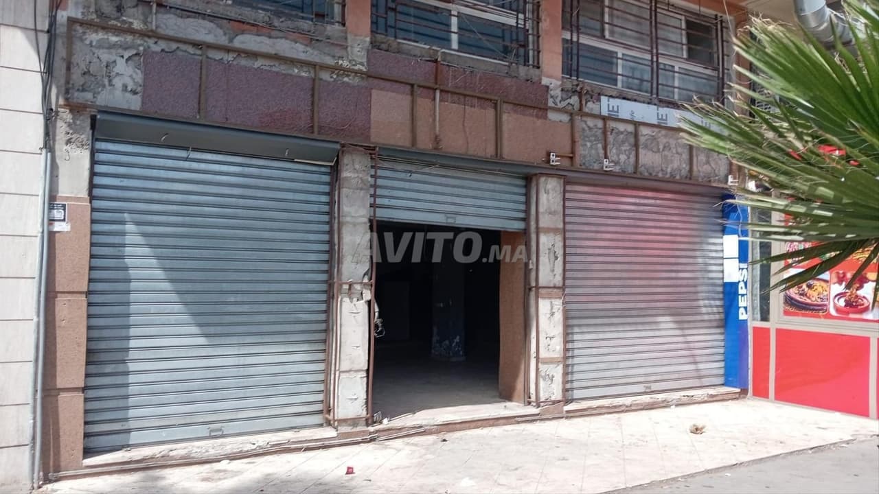 COMMERCIËLE RUIMTEN TE KOOP AIN SEBAA - BEGANE GROND & TUSSENVERDIEPING