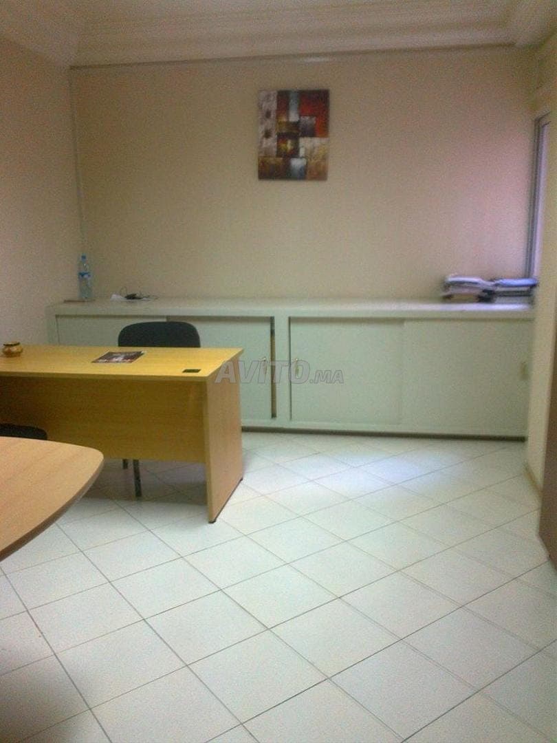 Uitgerust kantoor 16m op bd Abdelmoumen