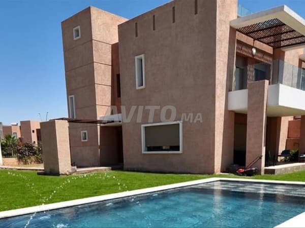 Villa arredata in affitto a lungo termine golf Noria