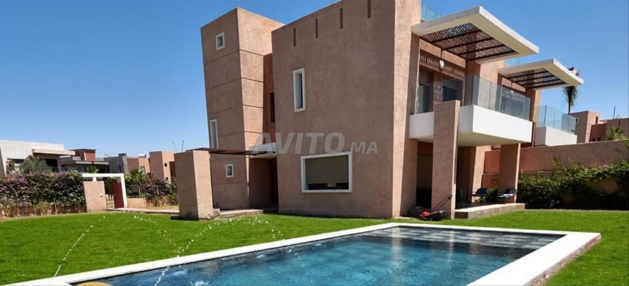 Villa arredata in affitto a lungo termine golf Noria