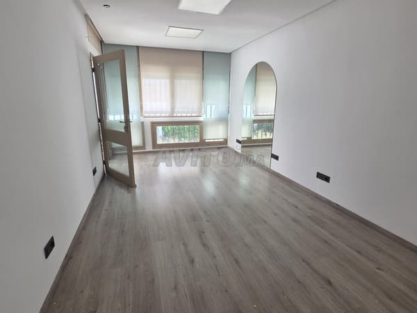 Appartement bureau au centre Hassan Rabat