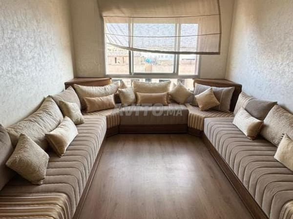 Appartement à louer 93m² à Izdihar Bouskoura