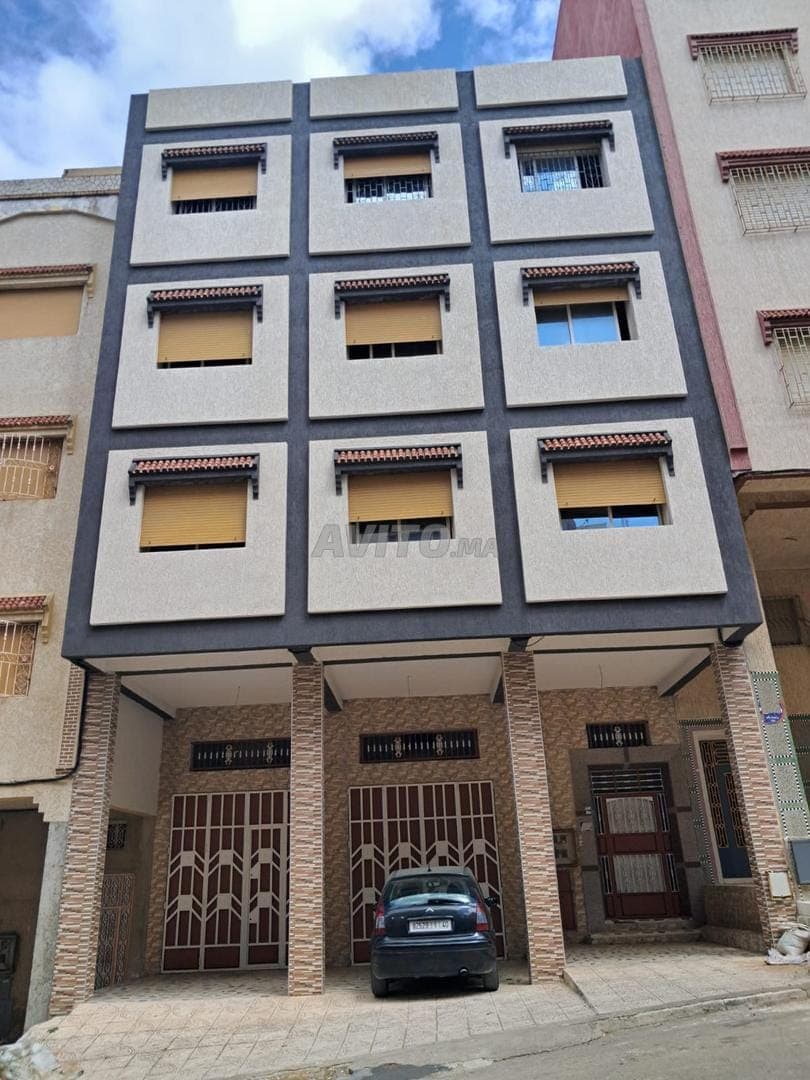 House for sale in the Al-Nasr neighbourhood, 3 floors, 120 m² surface area