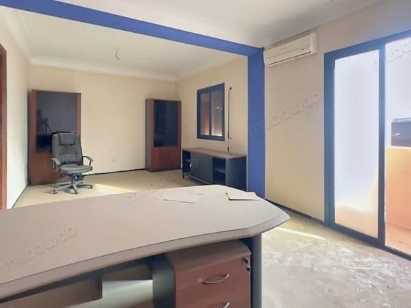 Bureau 93 m² à vendre à Ain Mezouar, Marrakech