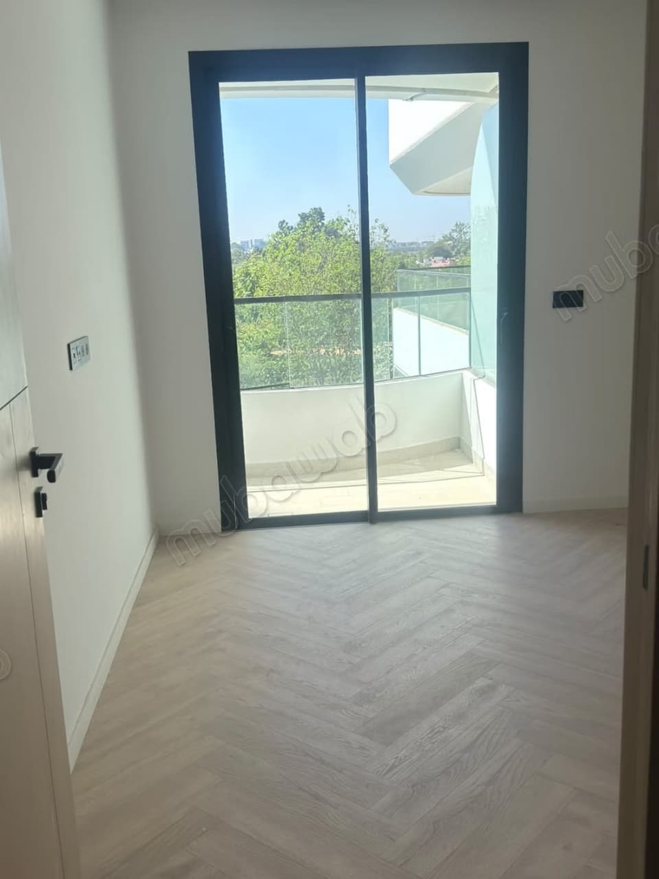 Très beau studio en location vide à Casablanca Finance City