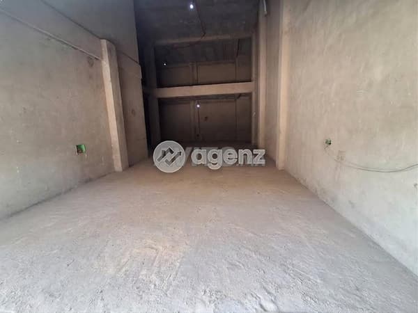 DAR-DA-1140 - Local comercial en venta en Dar Bouazza