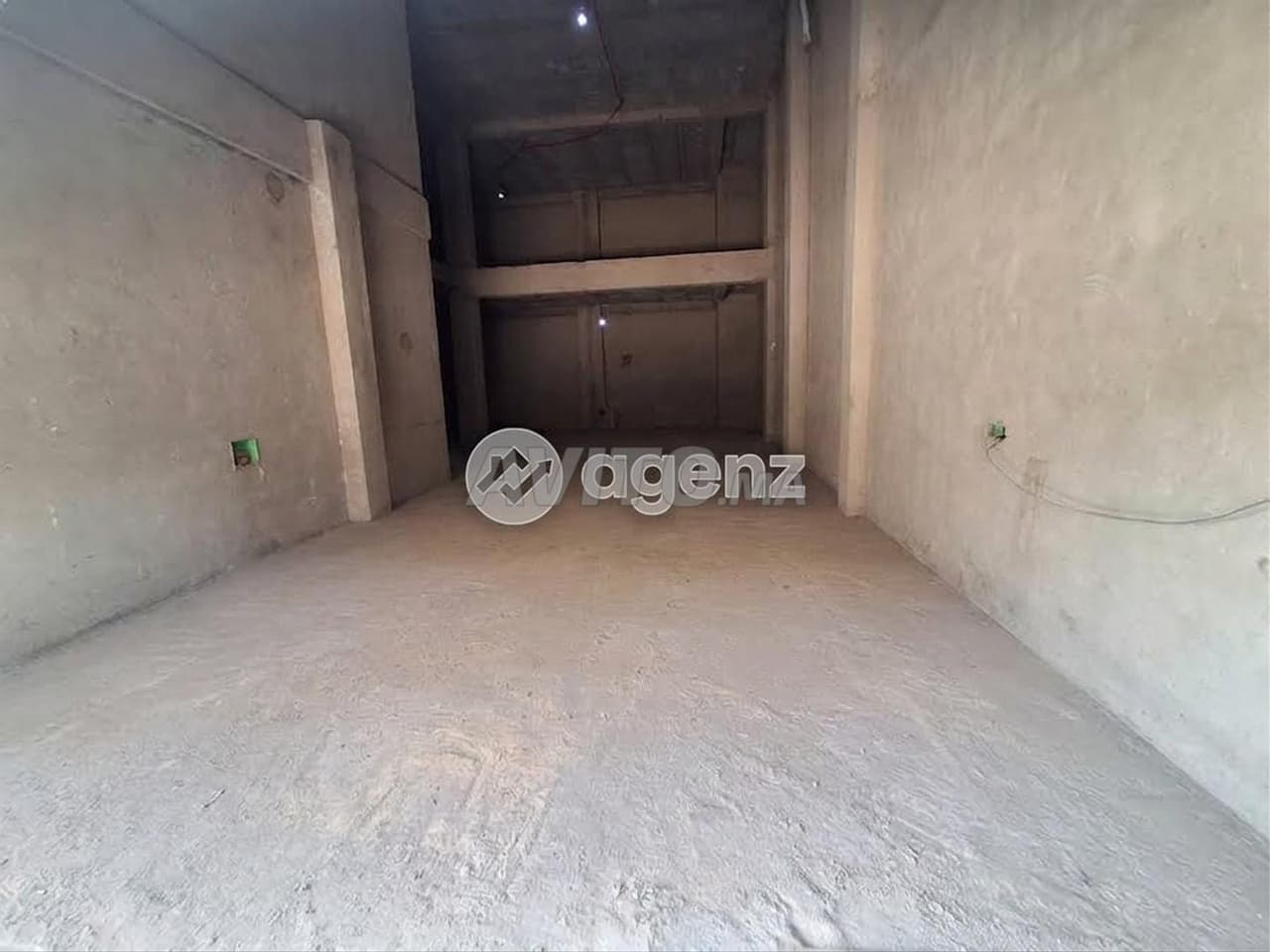 DAR-DA-1140 - Local comercial en venta en Dar Bouazza