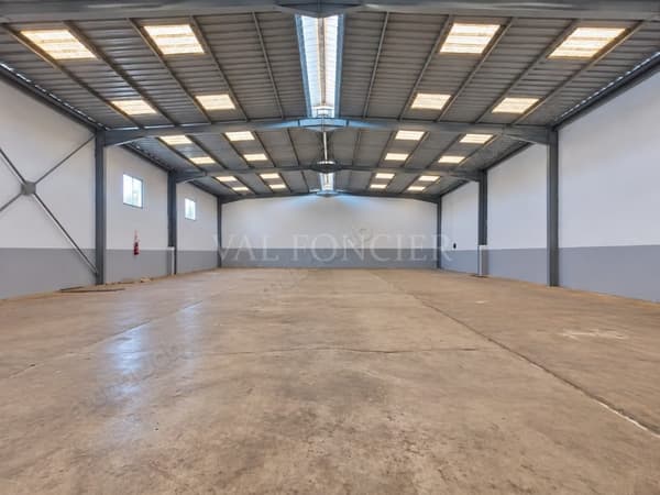 À louer – Local industriel d’environ 850m2 à Bouskoura