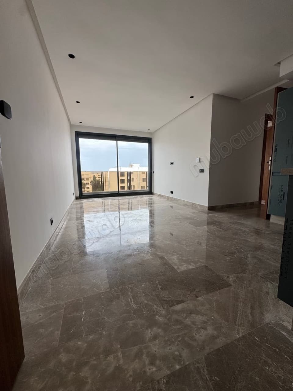 Appartement à vendre à Les princesses. 2 chambres agréables. Fenêtres avec double vitrage…