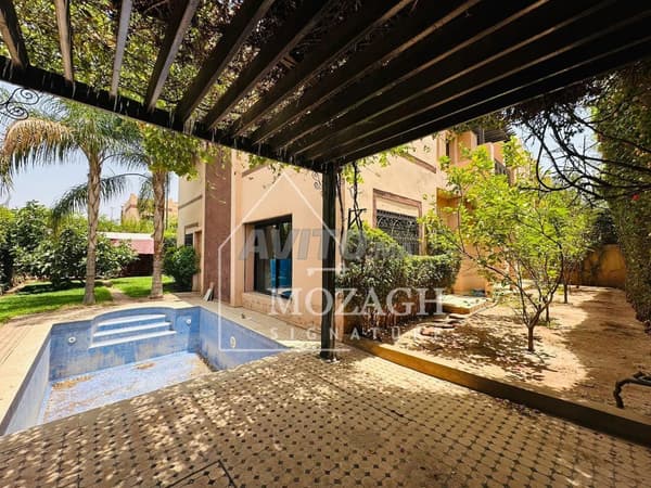 Villa meublée 4 suites avec piscine – Targa