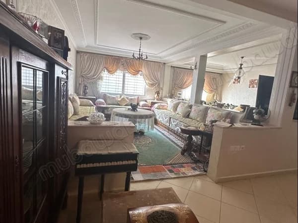 Superbe appartement à vendre à Val Fleuri. 3 belles chambres. Salon typique marocain…