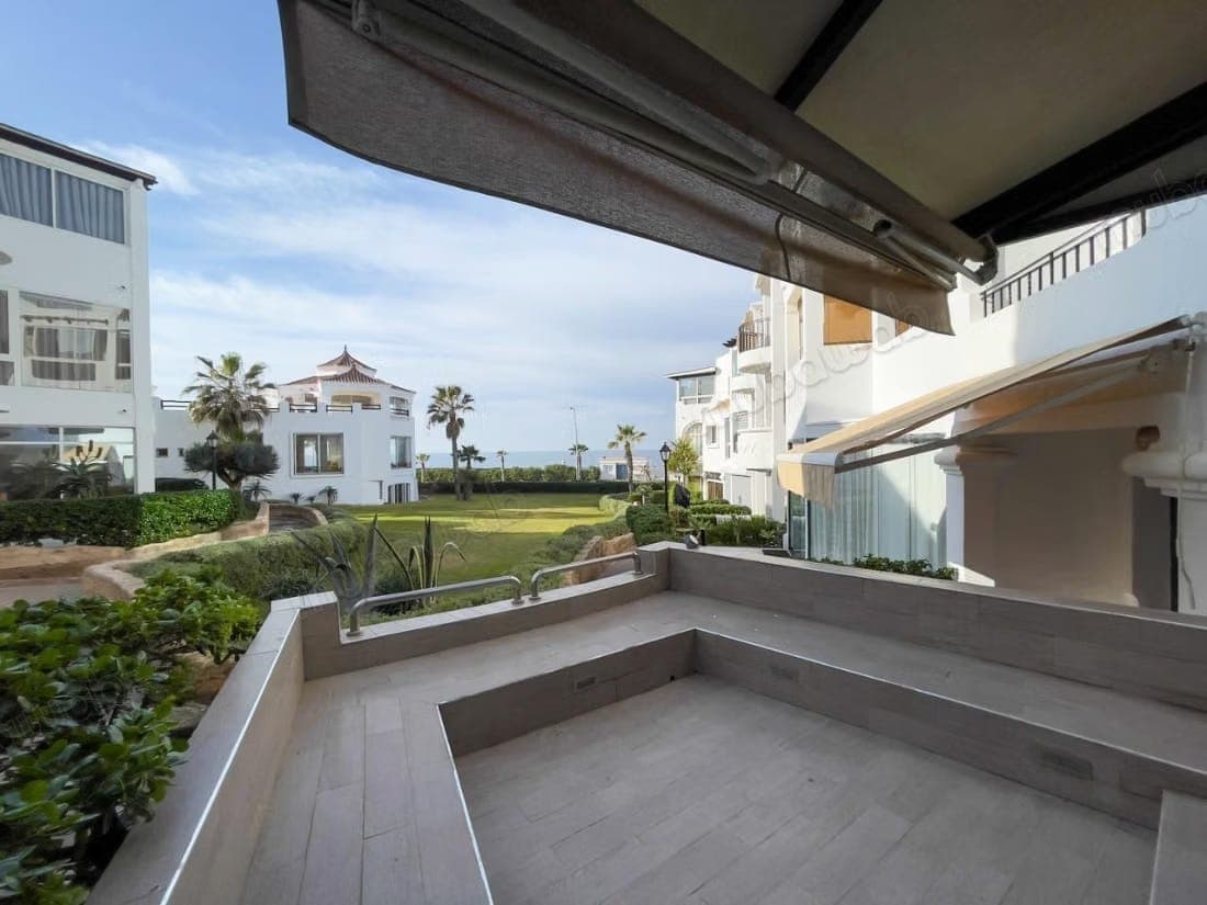 DAR BOUAZZA: Huur Appartement RDJ Zeezicht