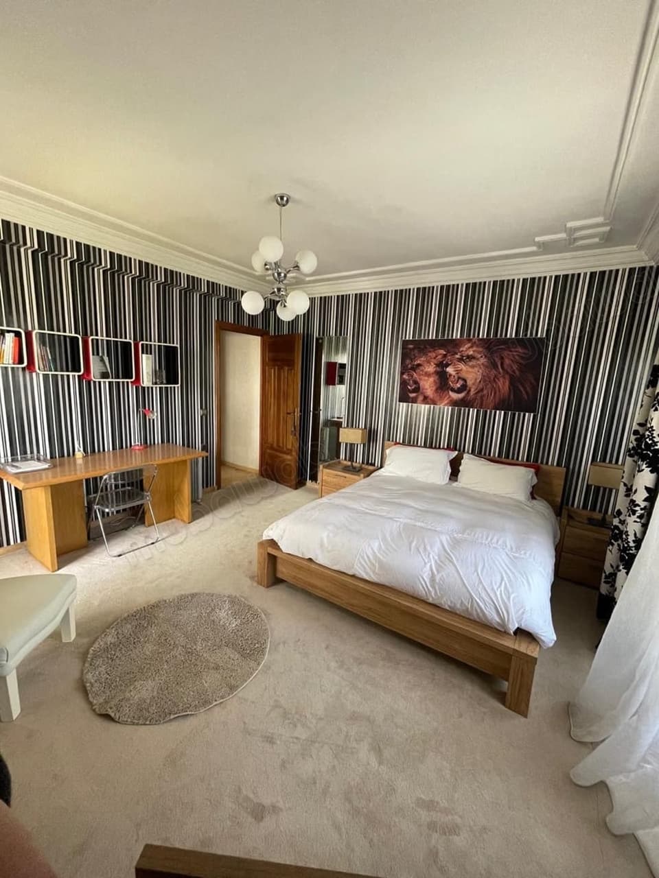 Huur van een appartement in Riyad. Oppervlakte 140 m². Gemeubileerd