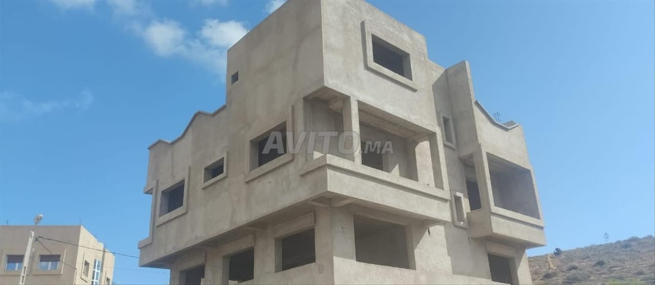 Villa Soumi Fini à vendre à Ajdir, Al Hoceima