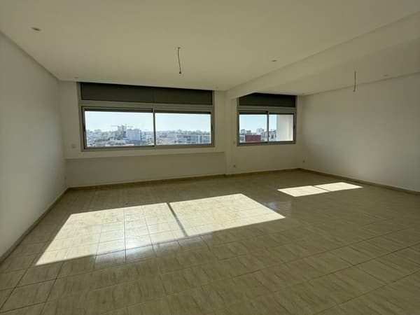 Appartement 168 m² à louer à Casablanca Bourgogne (Sidi Belyout)