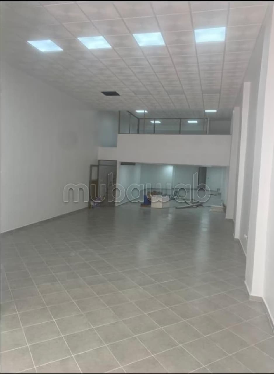 Commerciële ruimte van 280m te huur in ain sebaa