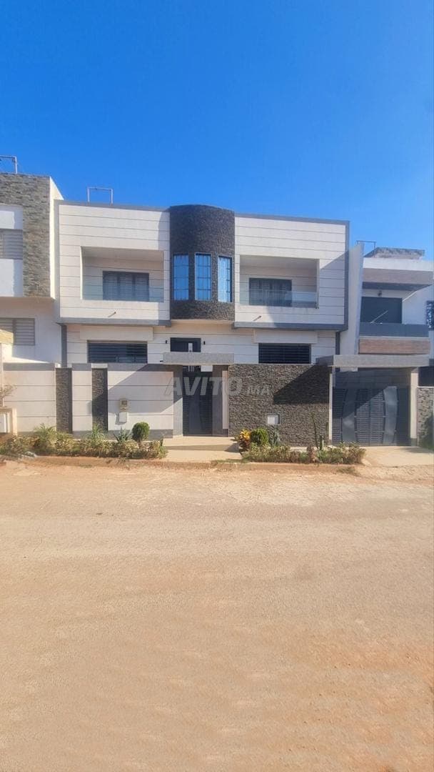 Luxusvilla zu verkaufen in Alliance Mahdia Kénitra 214 m²