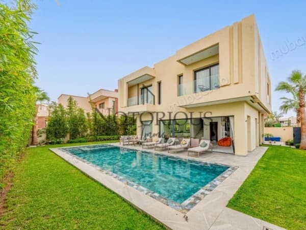 Villa for sale