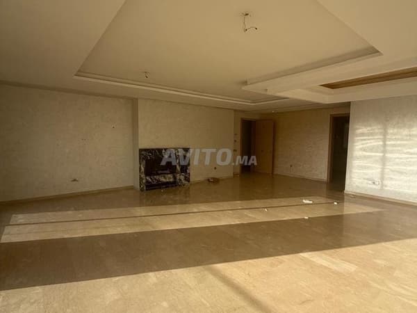Groot appartement te huur