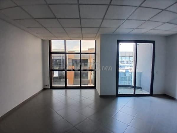 Bureau à louer sur Roche Noires 76m²