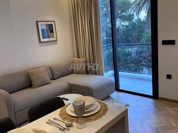 🏡 FURNISHED STUDIO FOR RENT – PALMIERS
